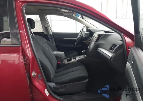 2014 Subaru Outback 2.5I Premium z USA, uszkodzony, nr VIN 4S4BRCDC7E3243889